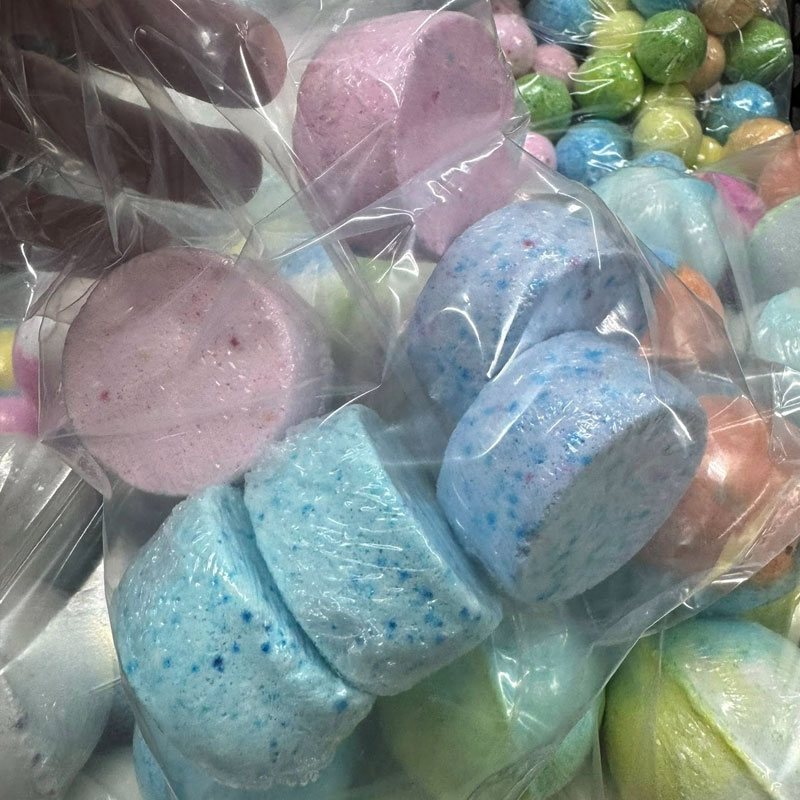 Loose shower steamers
